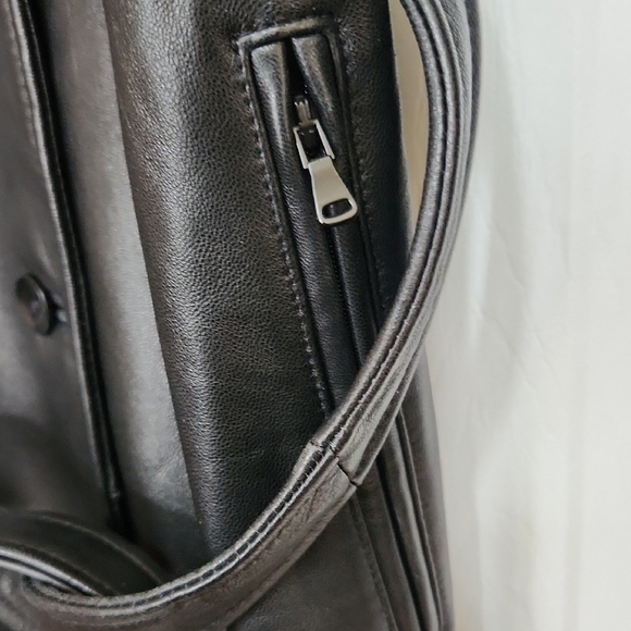 Kenneth Cole Black Leather Jacket with Classic Tailored Look and Matching Belt S - Picture 3 of 4